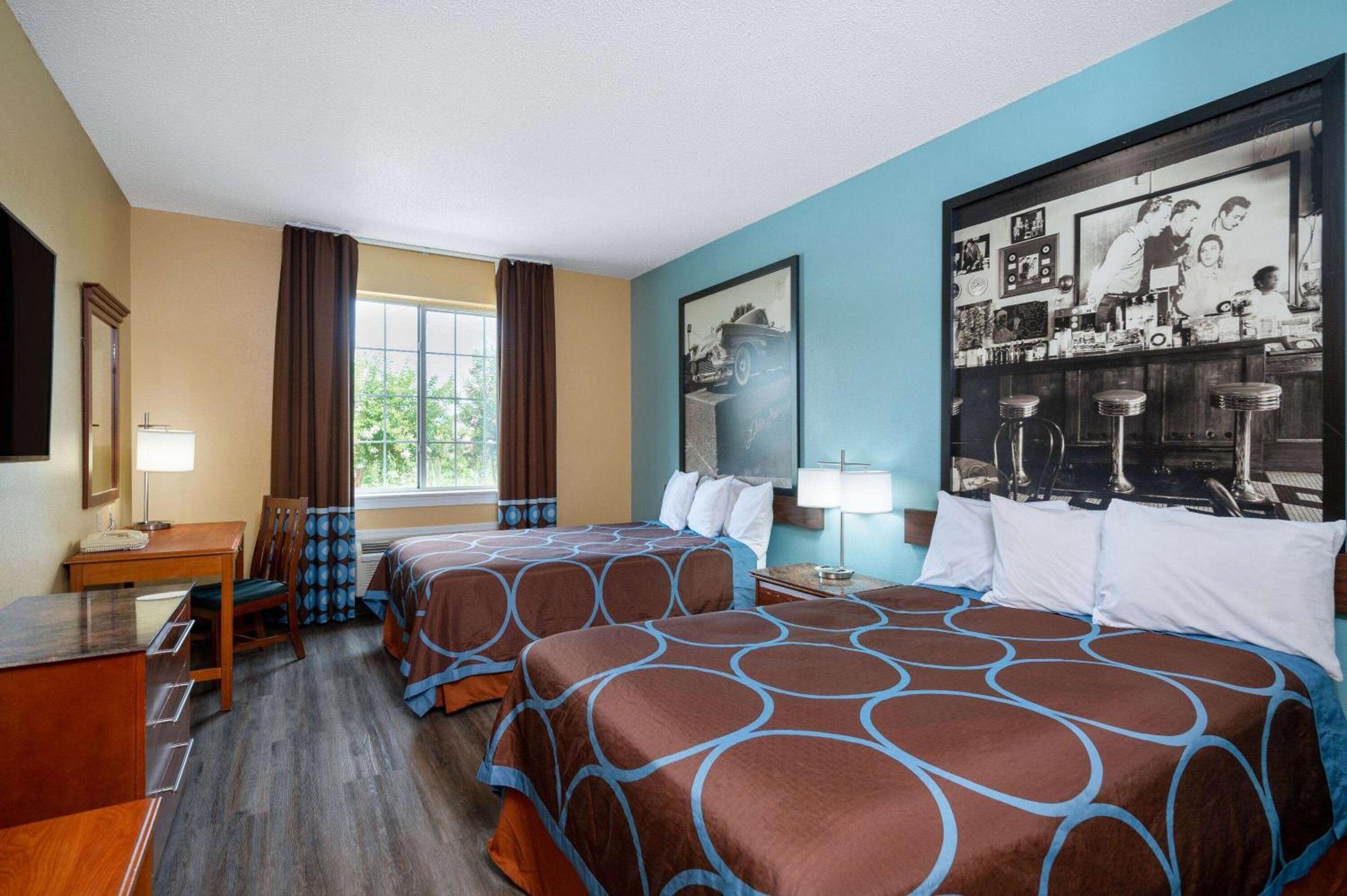 Super 8 By Wyndham Salisbury Ξενοδοχείο Εξωτερικό φωτογραφία